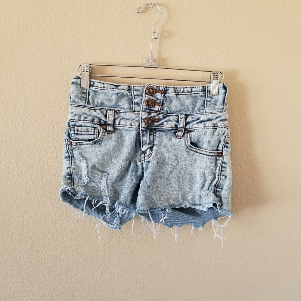 Acid Wash Cut-off Shorts